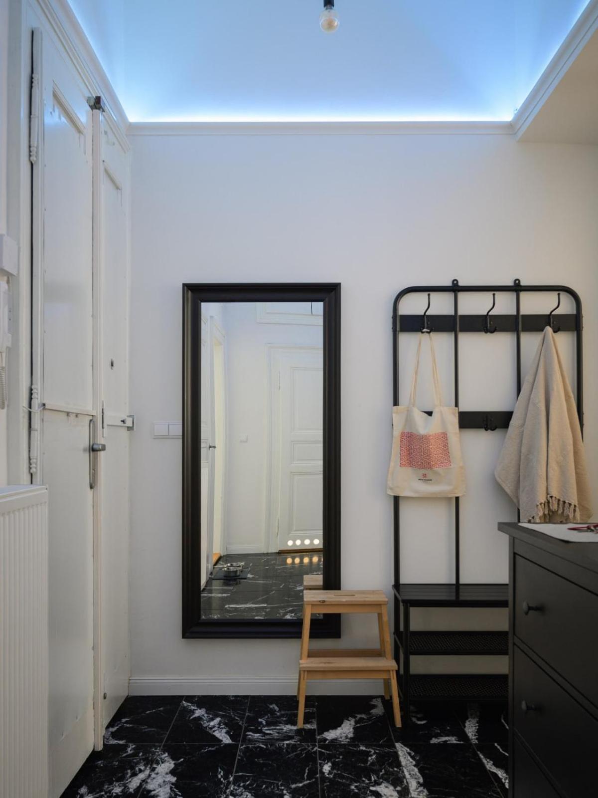 Comfortable And Cosy Apt A Few Steps From Dancing House And Naplavka Dance Prag Eksteriør billede