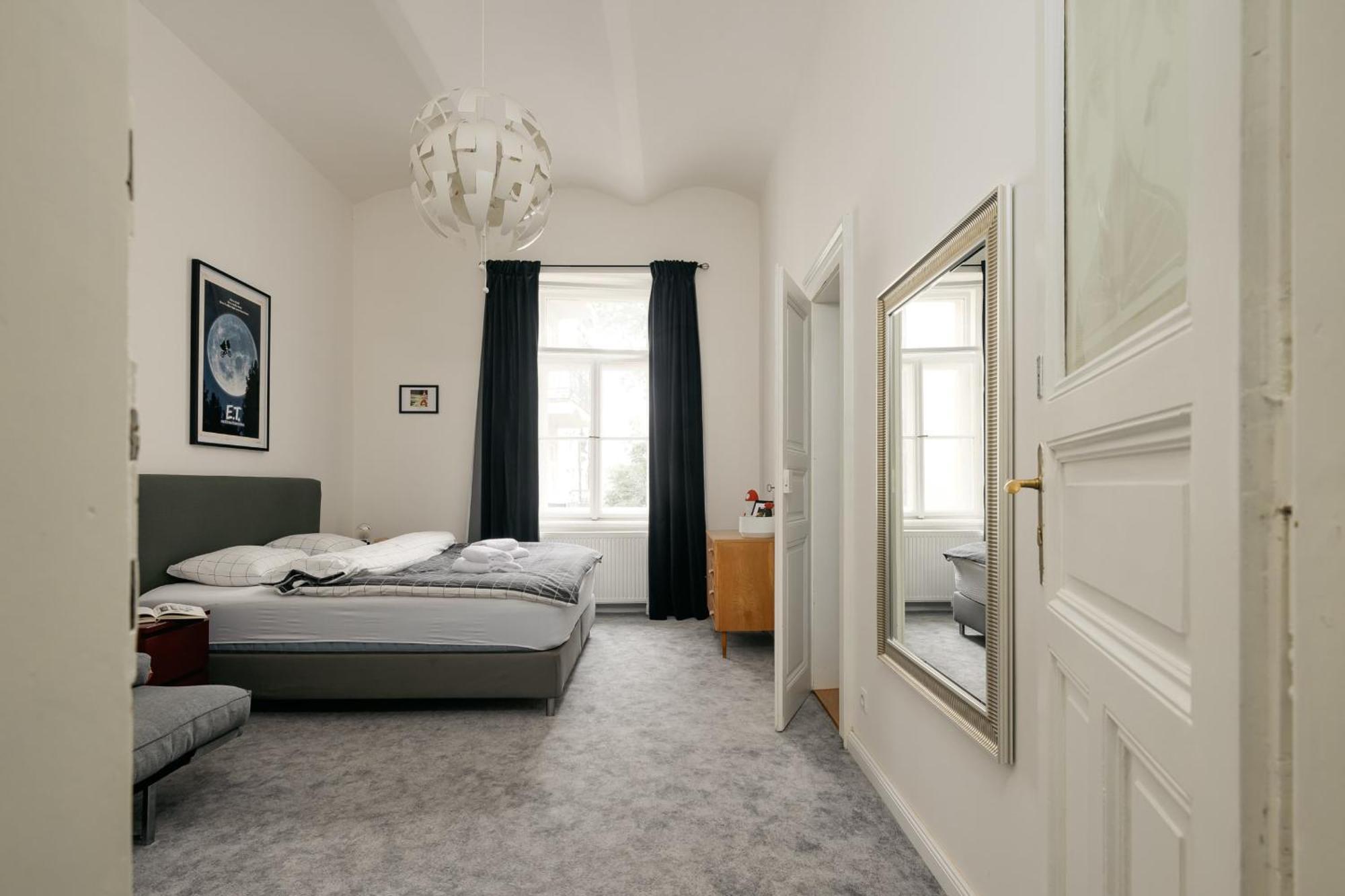 Comfortable And Cosy Apt A Few Steps From Dancing House And Naplavka Dance Prag Eksteriør billede