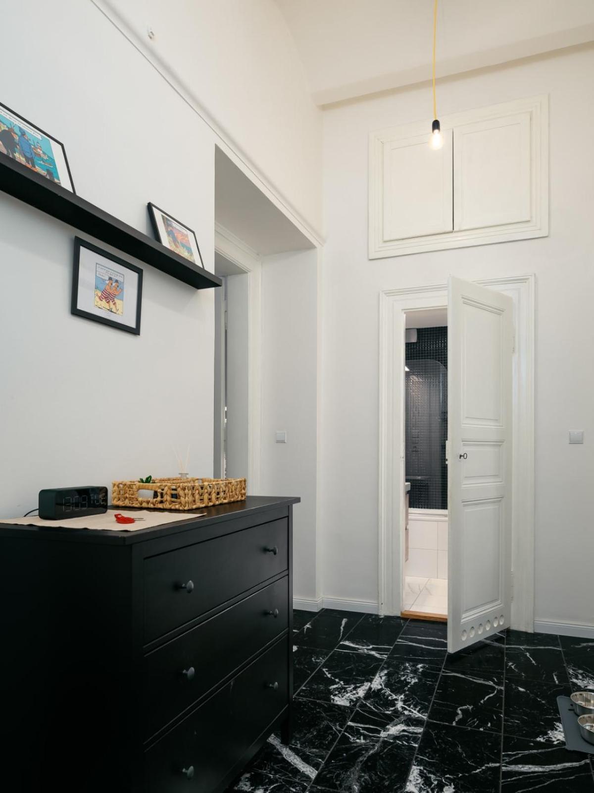 Comfortable And Cosy Apt A Few Steps From Dancing House And Naplavka Dance Prag Eksteriør billede