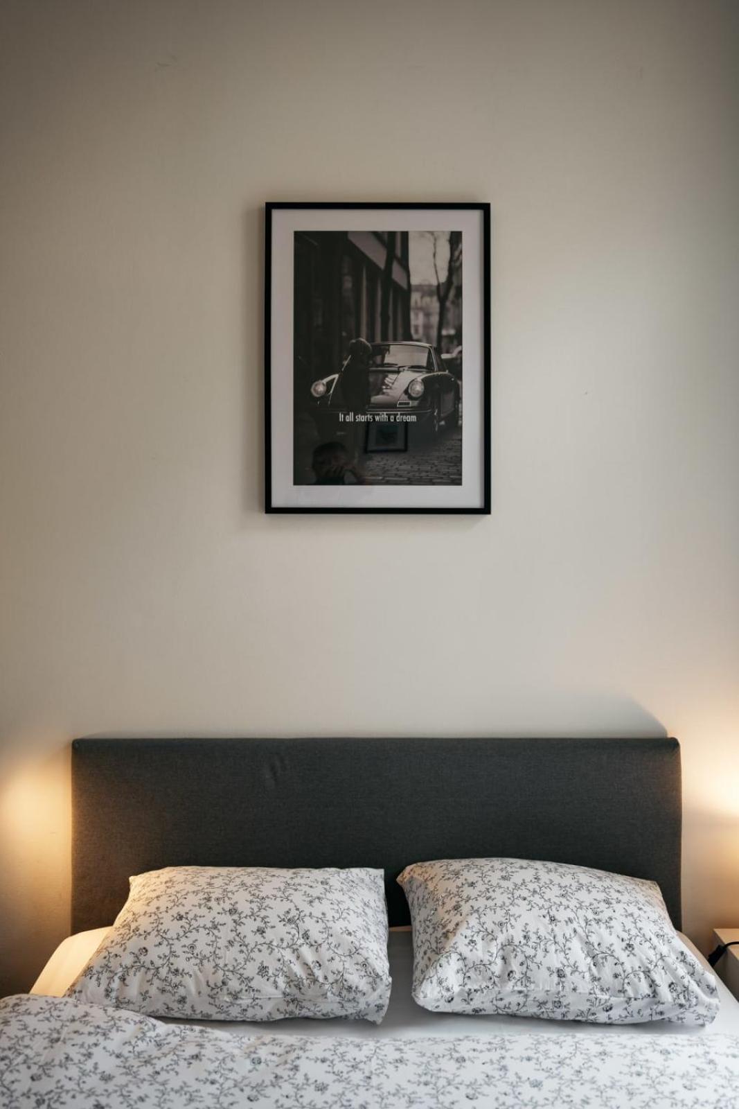 Comfortable And Cosy Apt A Few Steps From Dancing House And Naplavka Dance Prag Eksteriør billede