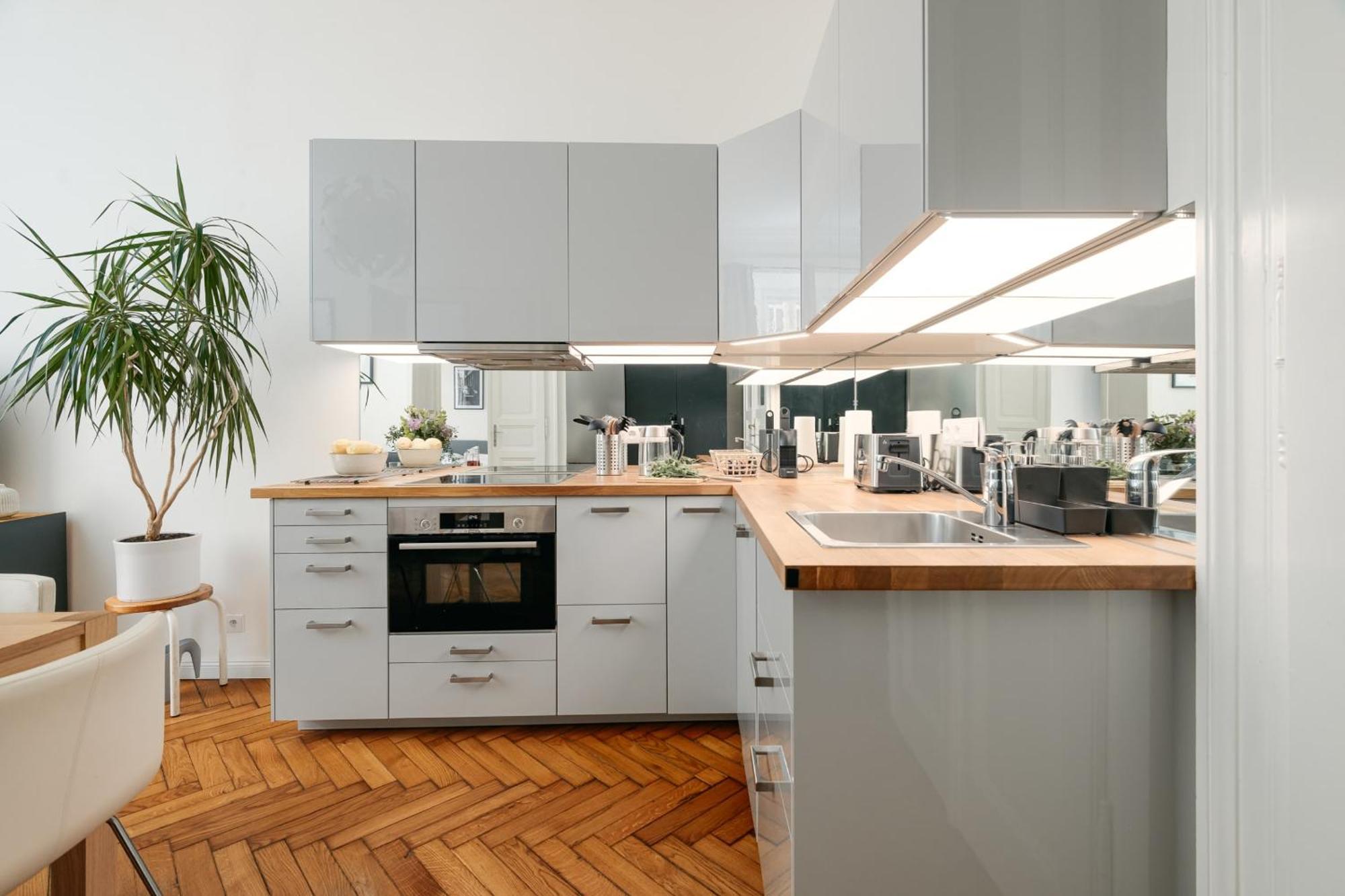 Comfortable And Cosy Apt A Few Steps From Dancing House And Naplavka Dance Prag Eksteriør billede